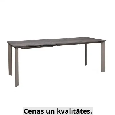 Saliekamais galds